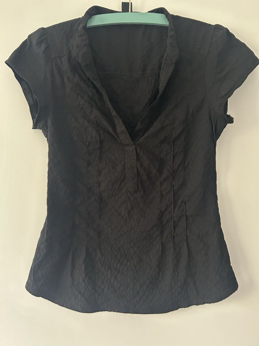 H&M Top: Haut noir – Usato da Bôle venduto da sev_n85b