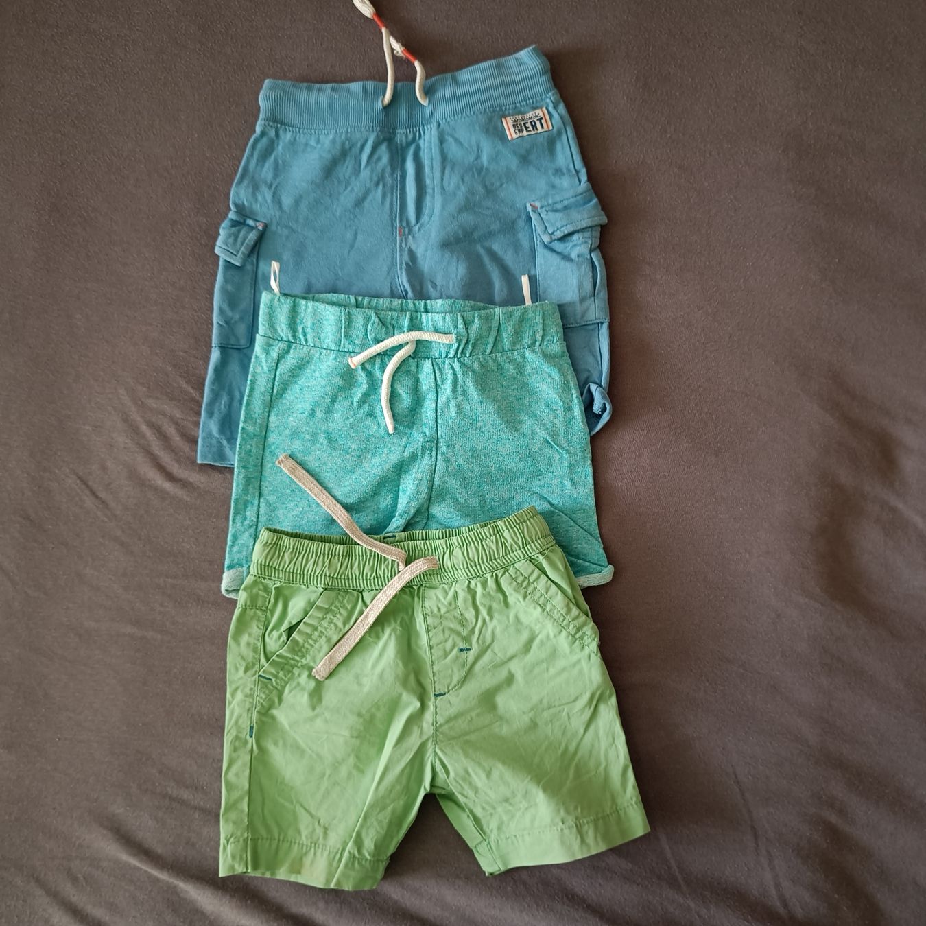 Hosen: Shorts Grösse 80 – Gebraucht aus Jaberg von urig17.