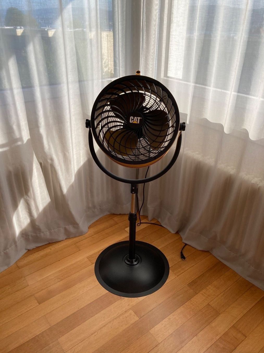 Caterpillar Ventilatori: Caterpillar Vintage Ventilator – Usato da Genève venduto da 4lex3i
