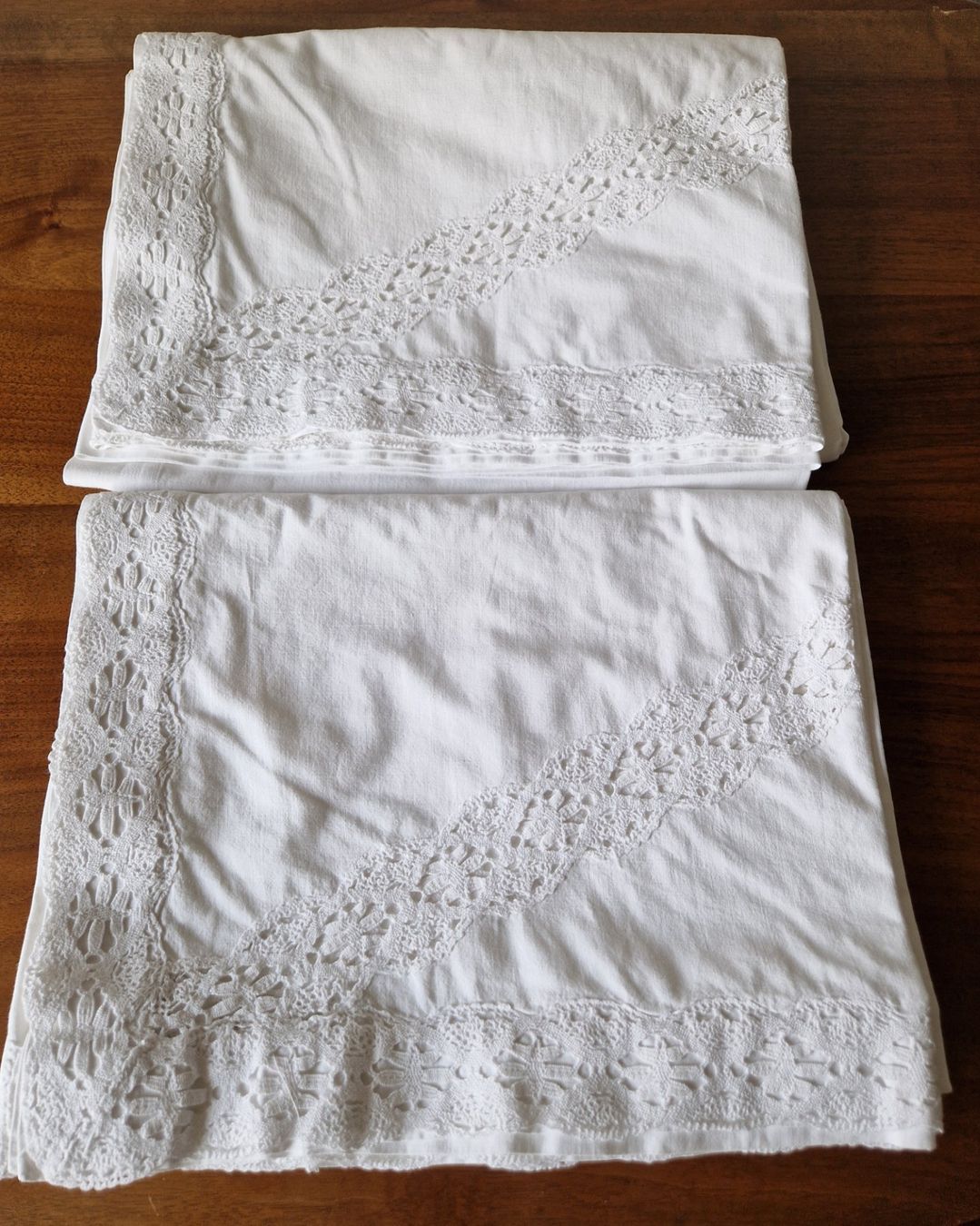 Biancheria da letto: Vintage  Bettwäsche Set mit Klöppelspitze – Usato da Bern venduto da Antikbatik 5