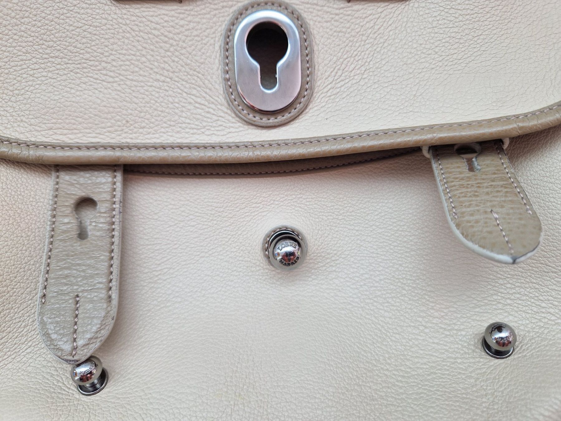 Loewe Taschen für Damen: VINTAGE Loewe Cartero 28 Shoulder Bag – Gebraucht aus Hergiswil NW von luc_b5pz 4