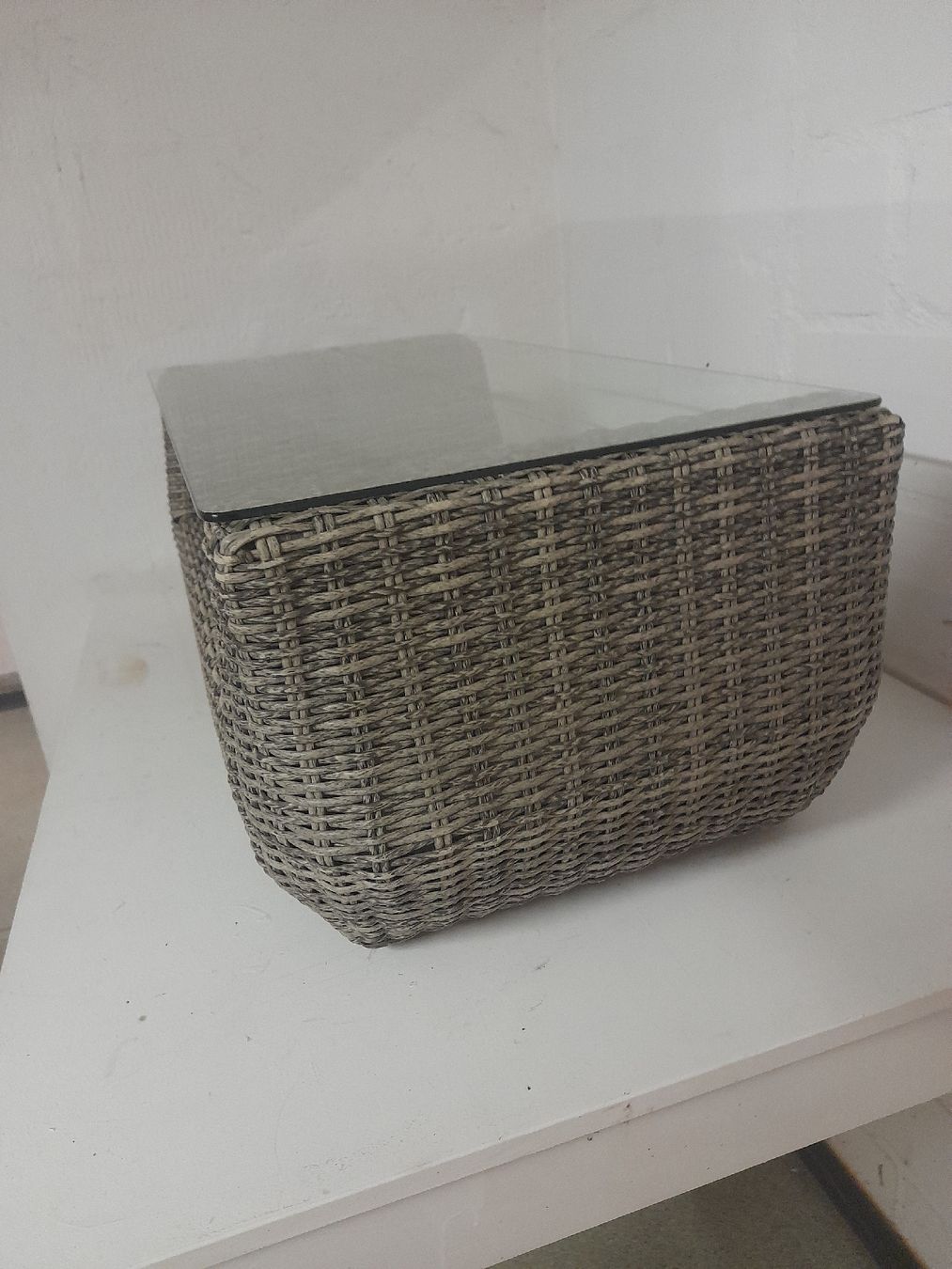 Tables: tisch – D'occasion à Glattbrugg par B_B 2