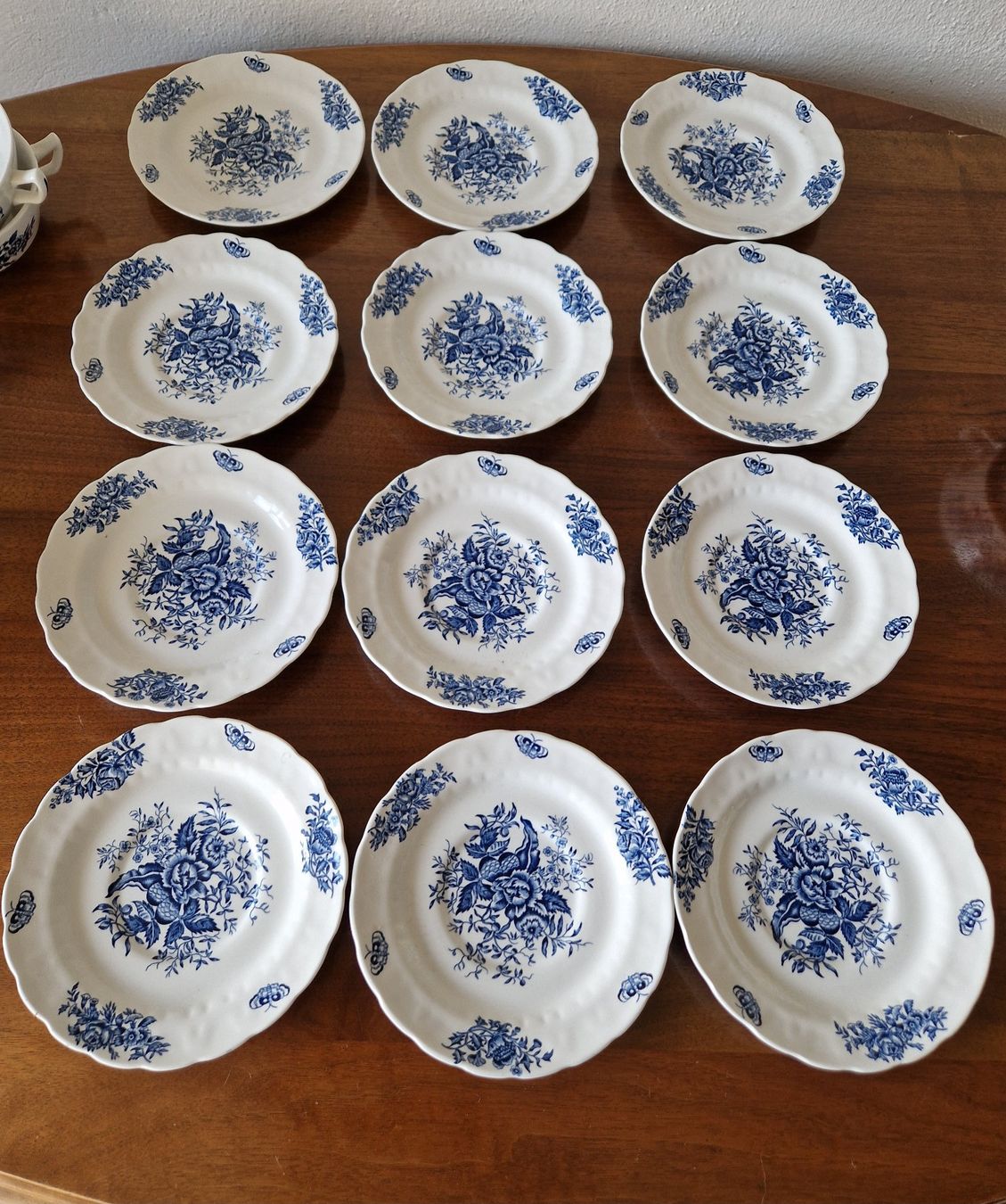 Set di piatti: 12 Suppentassen mit Unterteller /Peony  England – Nuovo (secondo la descrizione) da Bern venduto da Antikbatik 1