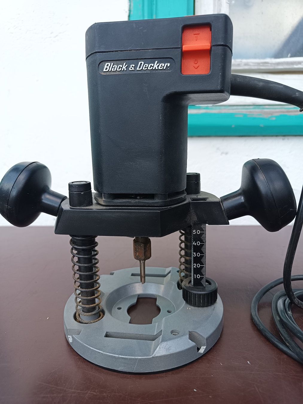 Tutte le macchine: Oberfräse Black & Decker – Usato da Oberegg venduto da A-Z.Handel.Loehrer 1