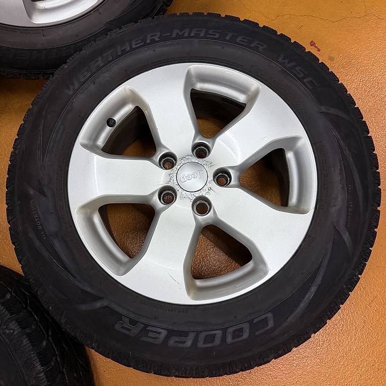 Pneus & Kompletträder: 4 Roues Jeep 265-60-R18  – Gebraucht aus Orsières von Daniel1926 2