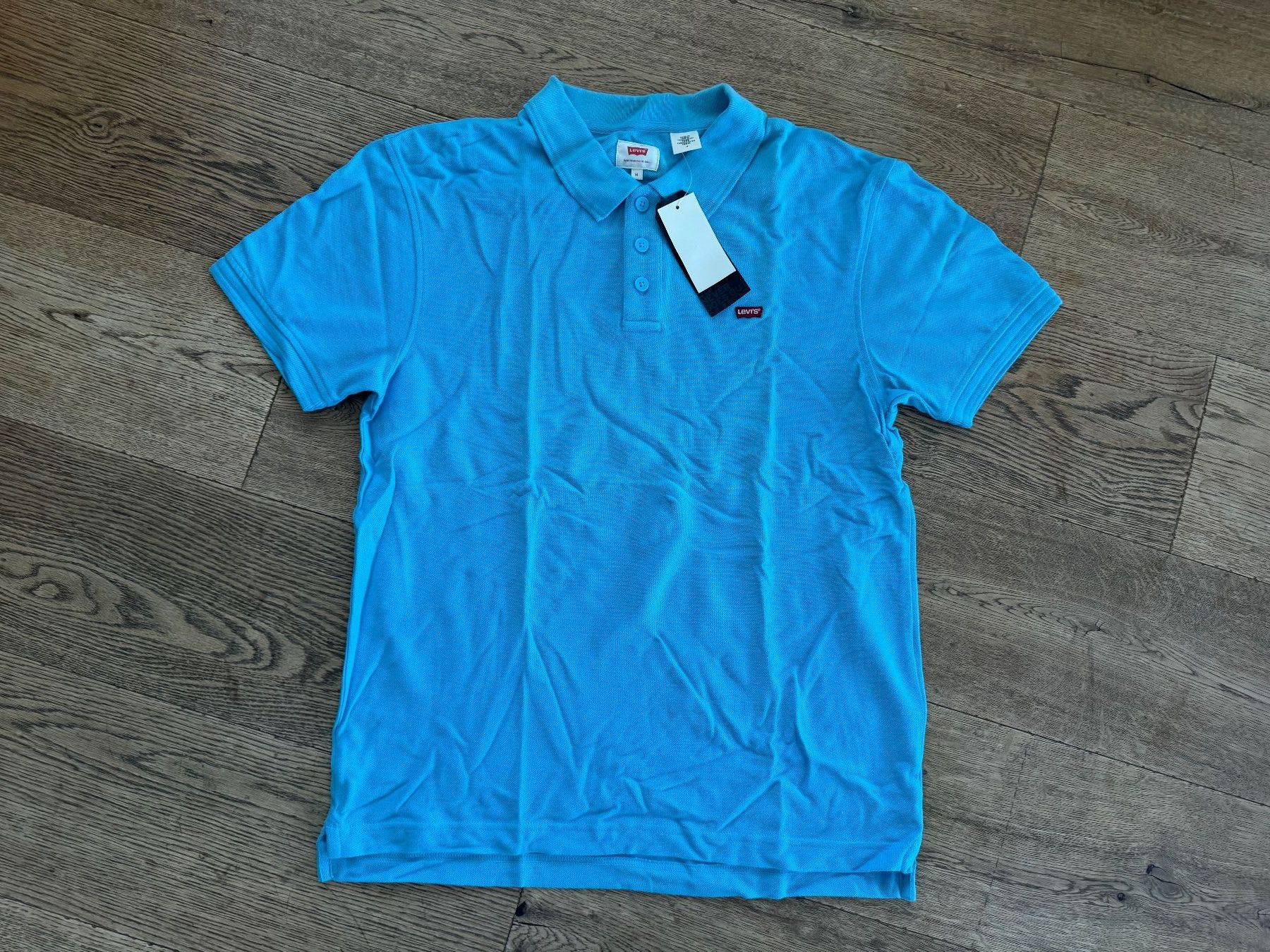 Levi's Polos: Poloshirt, Levis, //NEU// M – D'occasion à Stettfurt par outlet72