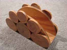 Pult Brief Ständer Servietten Karten Halter Natur Holz