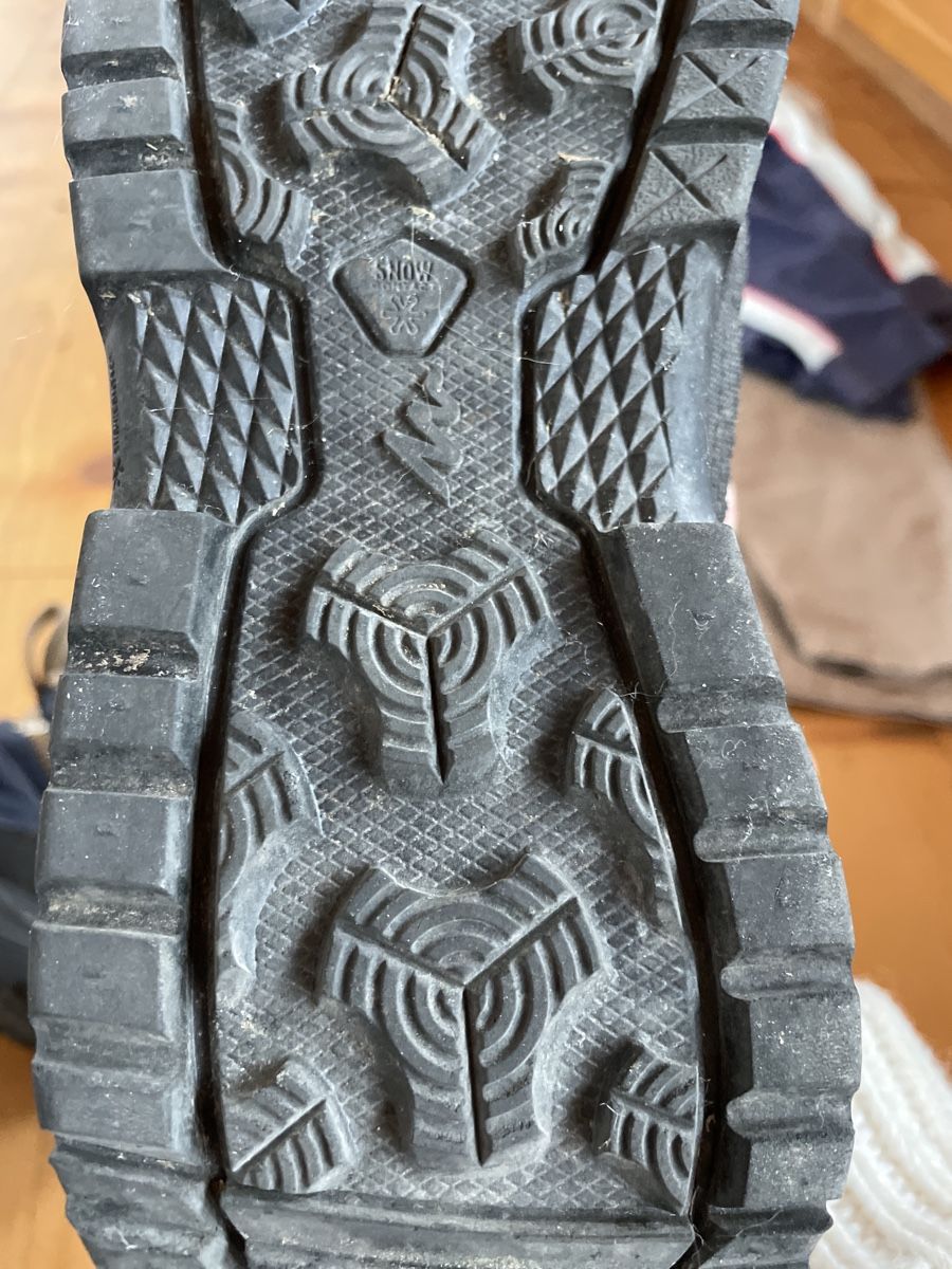 Decathlon Scarpe da uomo: Chaussures de randonnée Quechua fourrées imperméables (40) – Usato da Oberrieden venduto da fre_5vvl 2