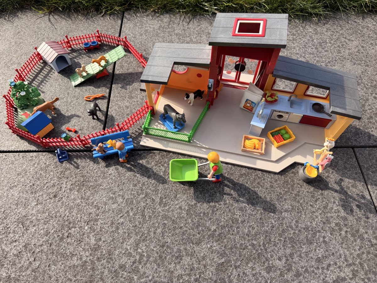 Playmobil Spielzeuge: Playmobil - Tierpension – Gebraucht aus Lachen SZ von Claudia8281
