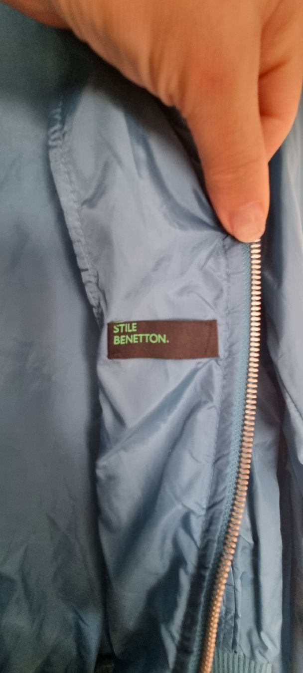 Benetton Vestes & Manteaux: Light Jacket by Benetton – D'occasion à Mendrisio par ann_d9pf 4