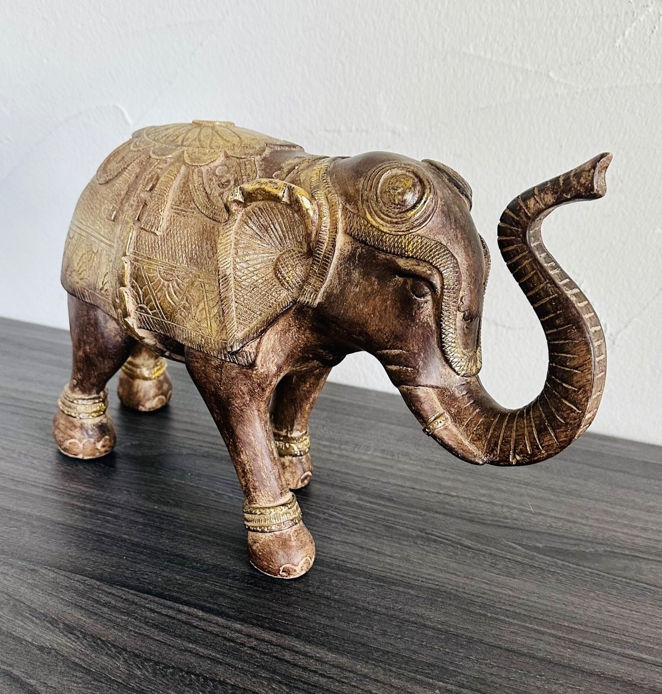 Alle Dekorationen: Dekorativer Elefant – Gebraucht aus Zürich von brazerola