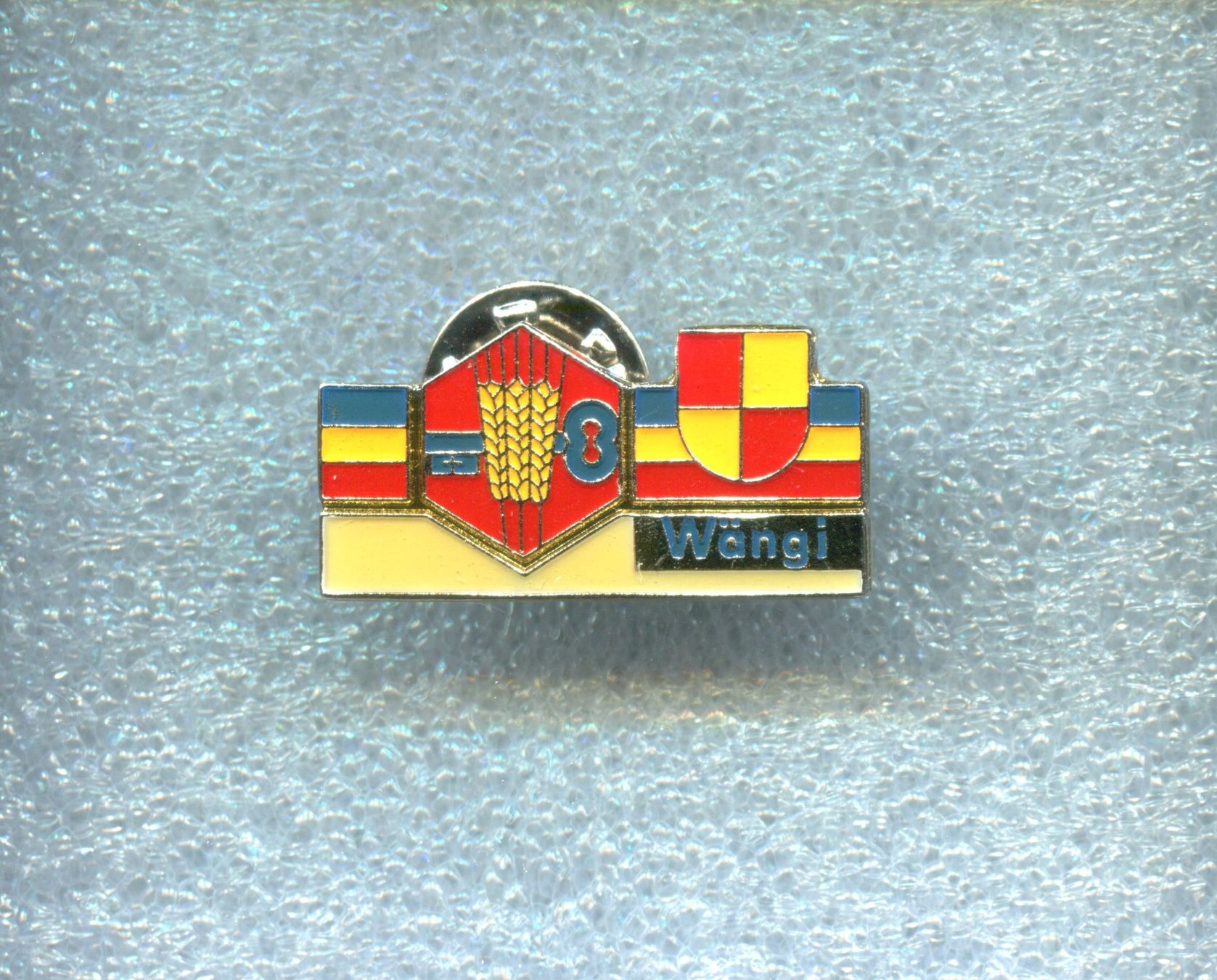Placchette & Badge: RAIFFEISEN Bank   Wängi – Usato da Winterthur venduto da Sammleroase