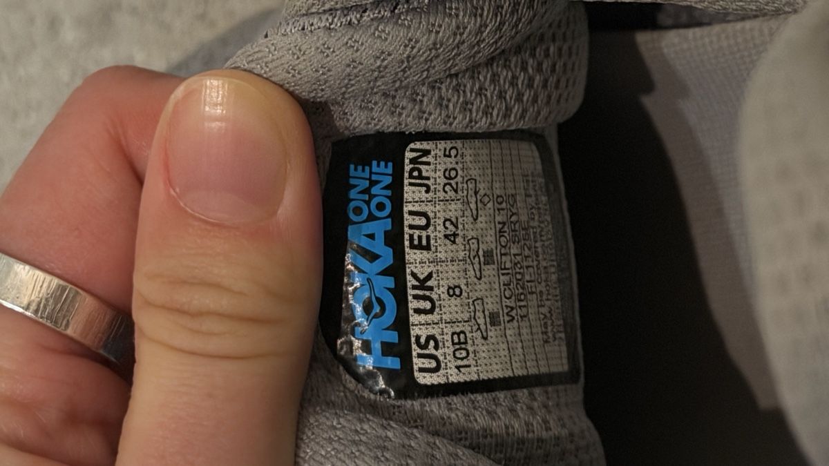 Hoka One One Damenschuhe: Hoka Clifton 10 – Gebraucht aus Zürich von ale_9z6n 4