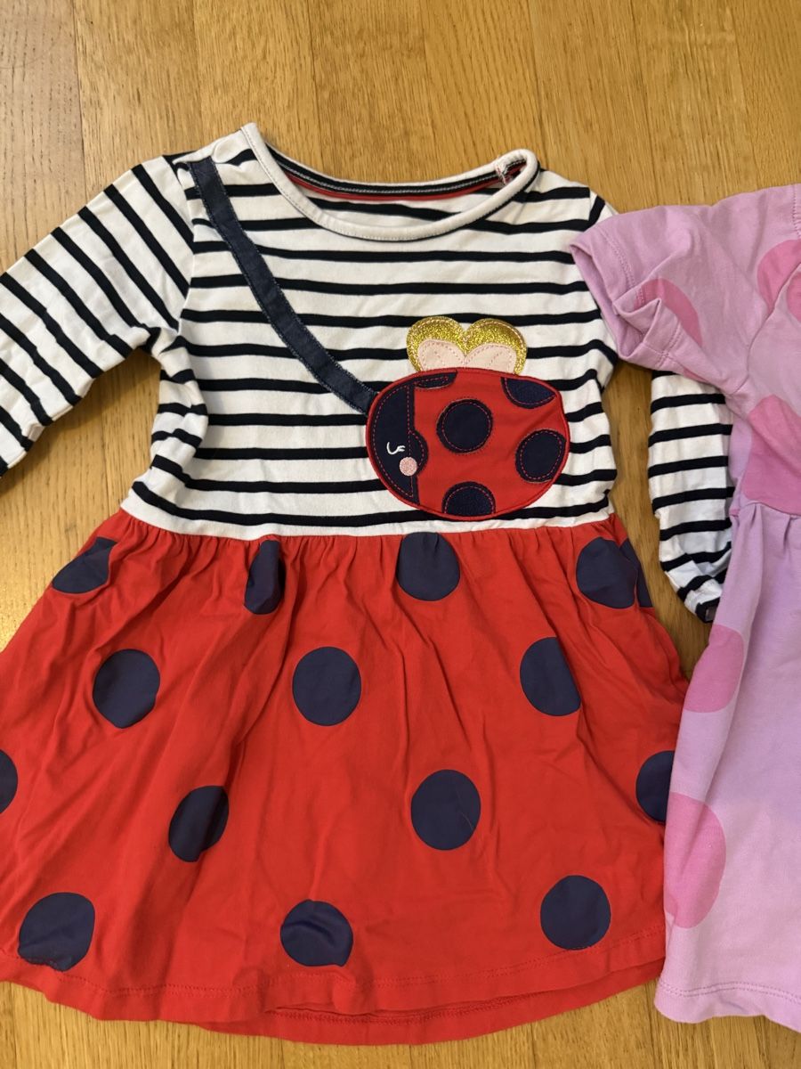Lotti & Set di vestiti: Kleider Set Gr 98/104 / 3Y – Usato da Zürich venduto da audrey_dri 1