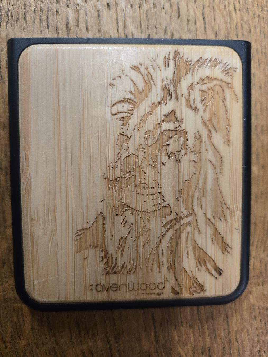Avenwood Cover & Protezioni schermo: Schutzhülle aus Holz – Usato da Herzogenbuchsee venduto da bema66 1