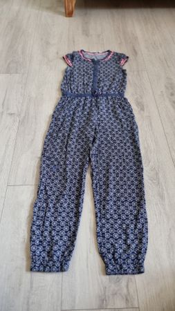 herbstlicher Jumpsuit, Gr. 128, dunkelblau gemustert
