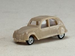 VE1- Eko Citroen 2 CV Ente elfenbein