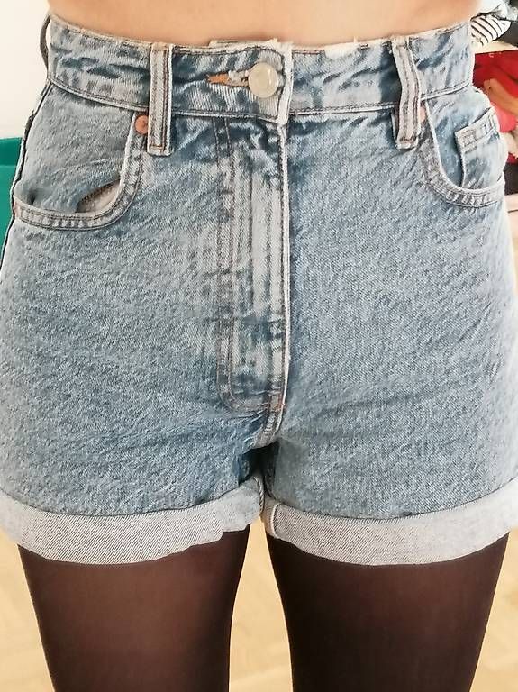 Hosen: kurze hose Grösse 32 – Gebraucht aus Arlesheim von gligli01