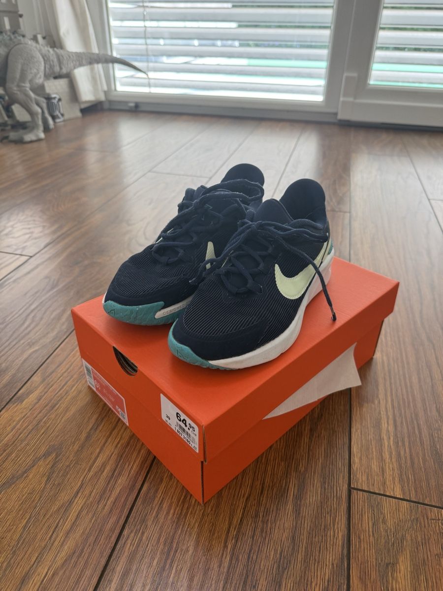 Nike Schuhe für Jungen: Basket Nike RUN Star  – Gebraucht aus Lausanne von nat_h2gw