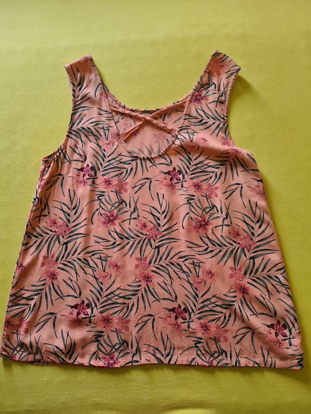 Tops: Top "Extend" Gr. 42, Koralle mit Blumenmuster, Sommer – Neu (gemäss Beschreibung) aus Winterthur von Jana1701 1