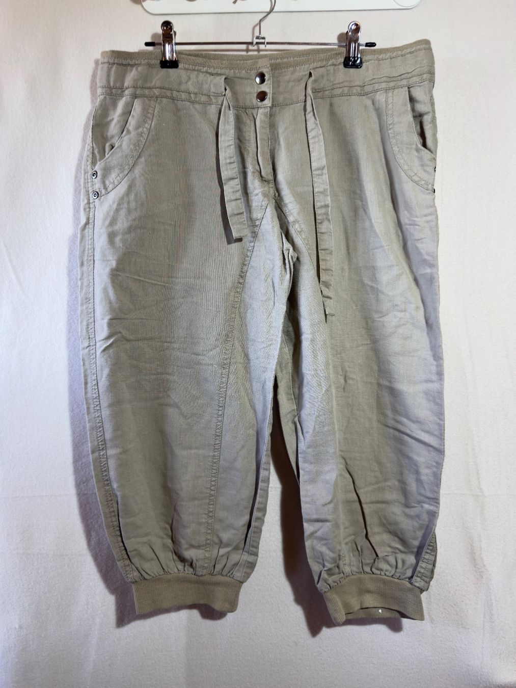 Pantaloni: Kurze Hose von Chicoree Gr. M – Usato da Grosswangen venduto da second_hand_dress