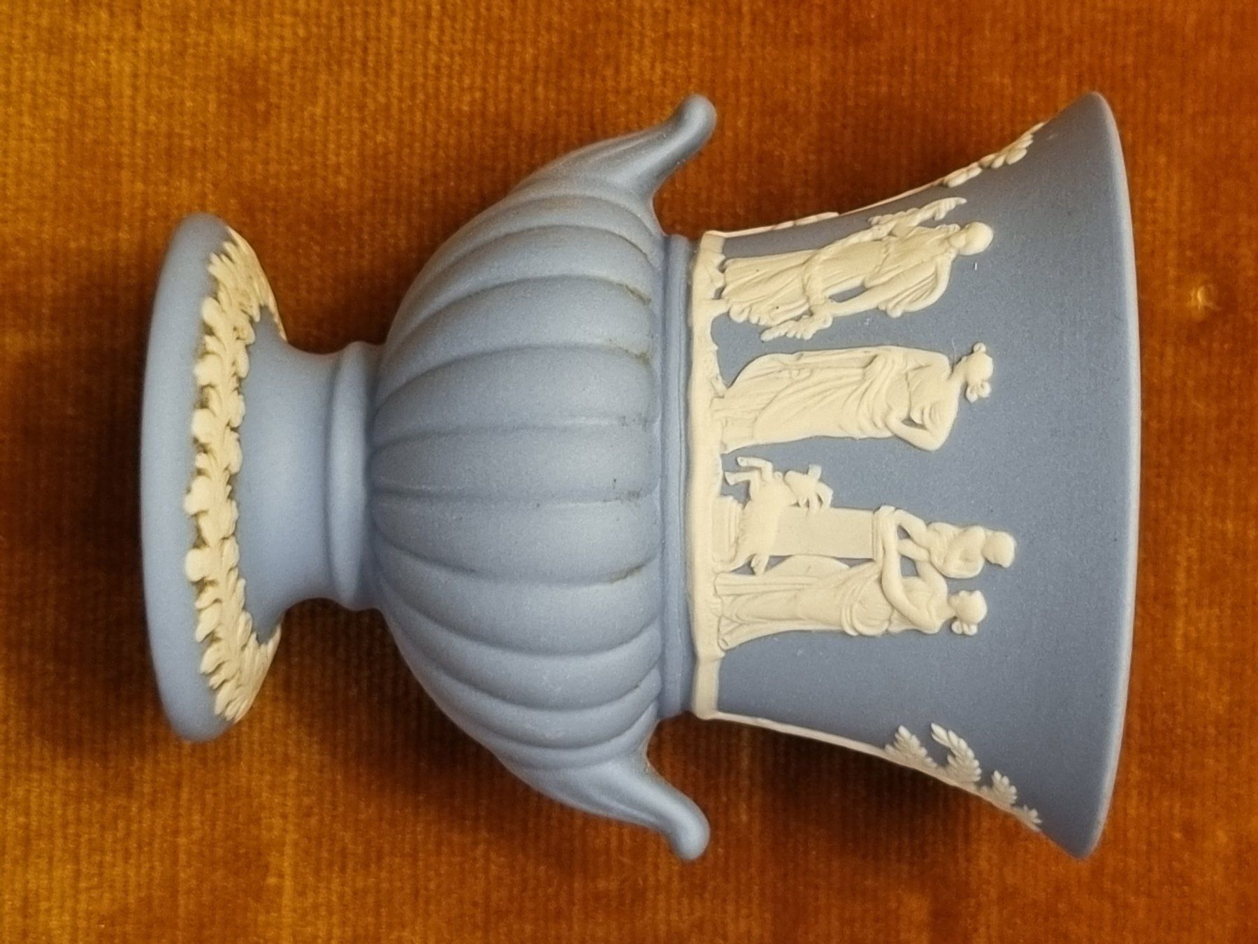 Wedgwood Vasen & Gefässe: Wedgwood Jasperware Set, Vase & Schale, blau – Gebraucht aus Scharnachtal von devin03 2