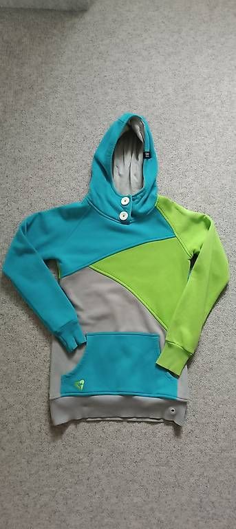 Pullover & Sweatshirts: Damen Pullover Gravity – Gebraucht aus Alt St. Johann von mar_rgq8
