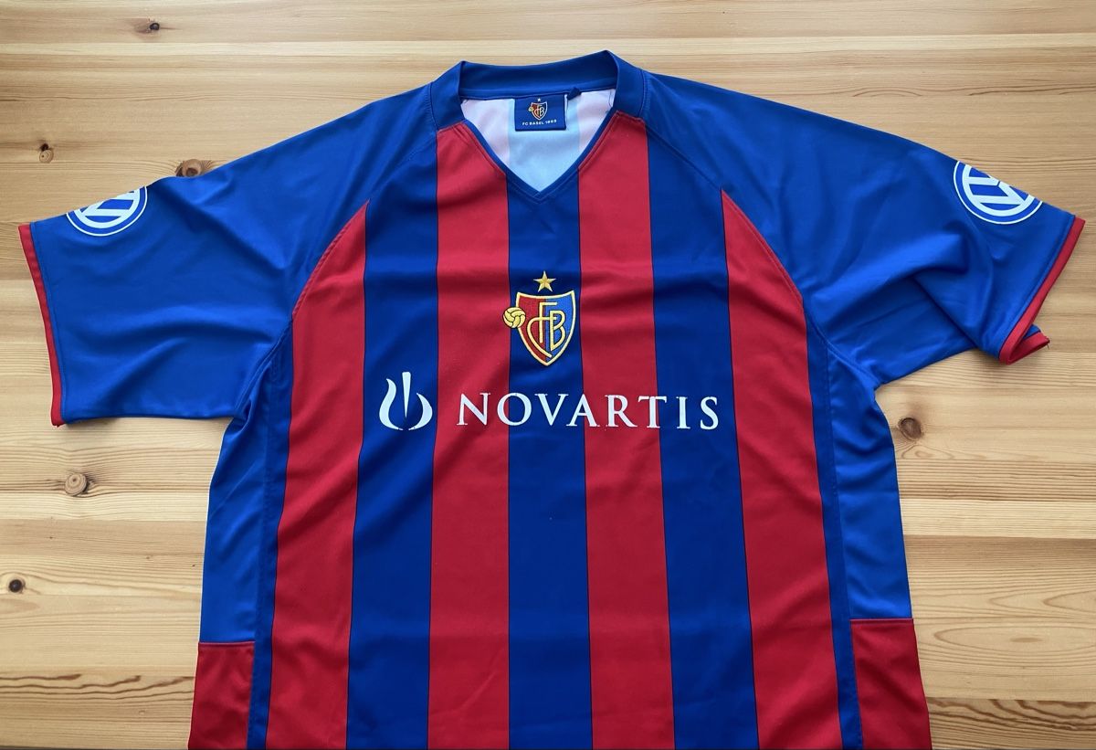 Adidas Canottiere & Pantaloni: Trikot FCBasel  – Usato da Oberentfelden venduto da 6sioux3