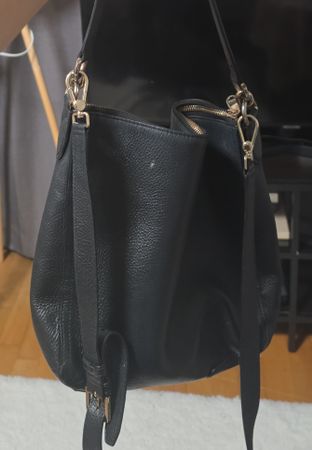 Chic Black Leather Shoulder Bag - Furla