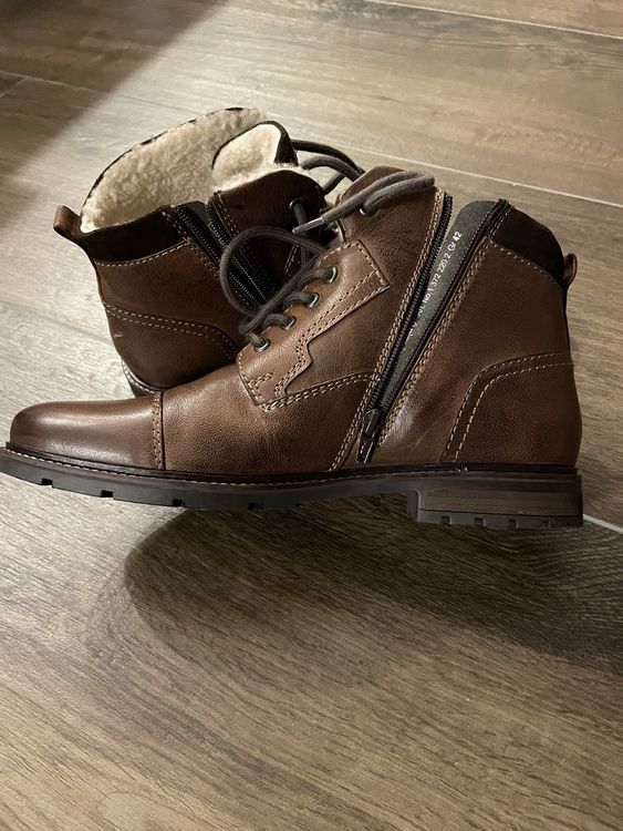Wunderschne Schuhe Von Varese Bild