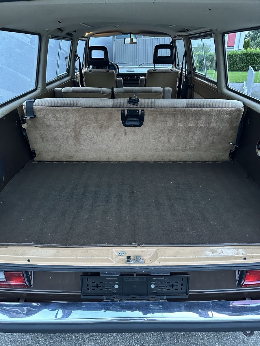 VW Autos: VW Bus T3 Caravelle GL 7 places – D'occasion à Bulle par hth2602 1