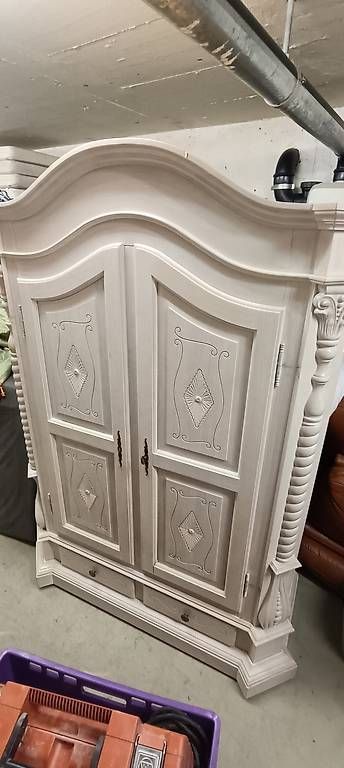 Armoires: Antikschrank – D'occasion à Pfäffikon ZH par K-V-M 4