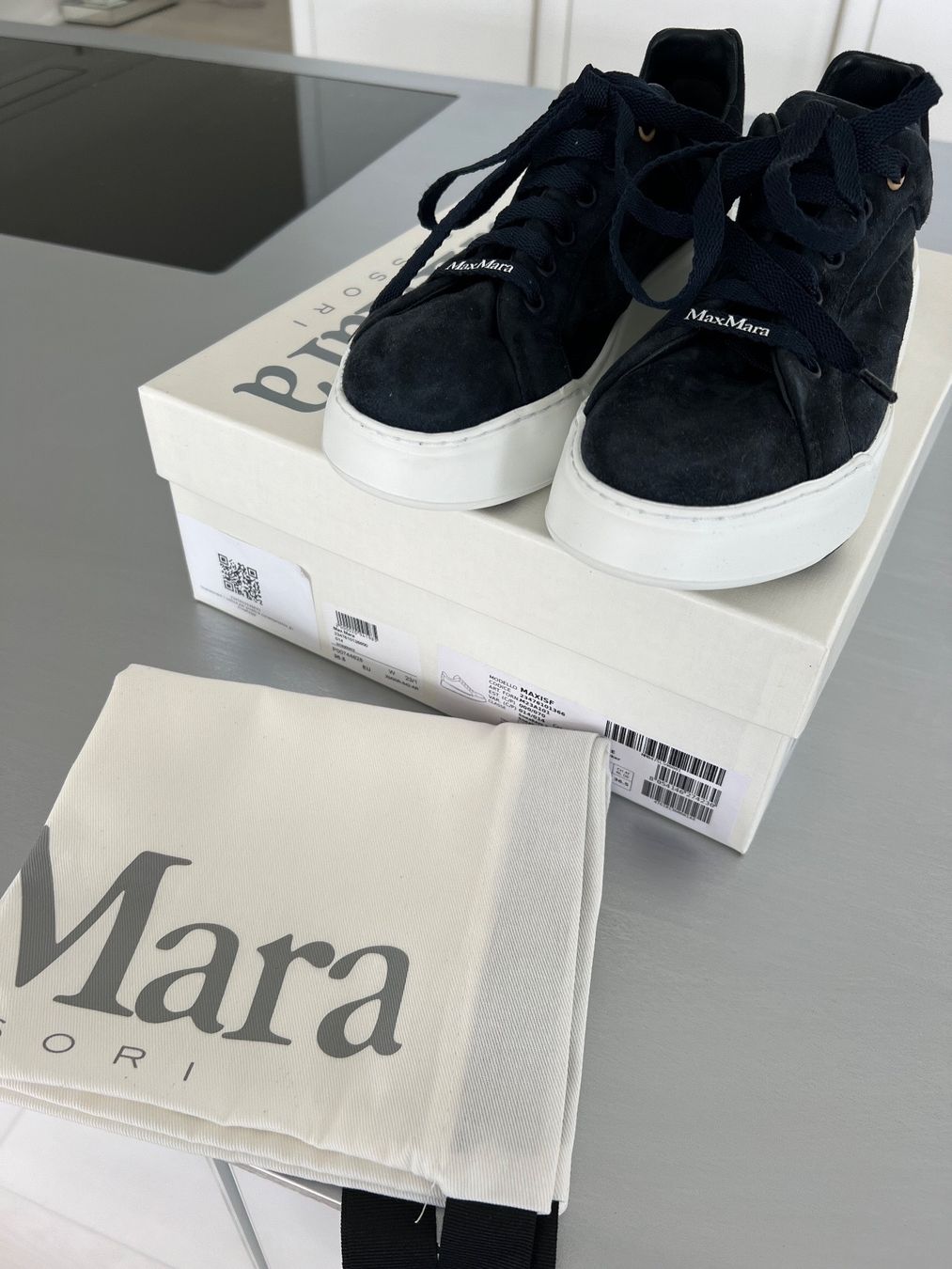 Max Mara Scarpe da donna: sneakers MAX MARA dark blue suede 36.5 – Nuovo e nell'imballaggio originale da RICHTERSWIL venduto da mftjt63 7