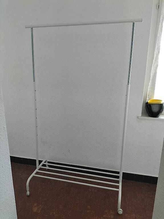 Garderobe: Portant à vêtements  – Gebraucht aus Vevey von fra_fs8w
