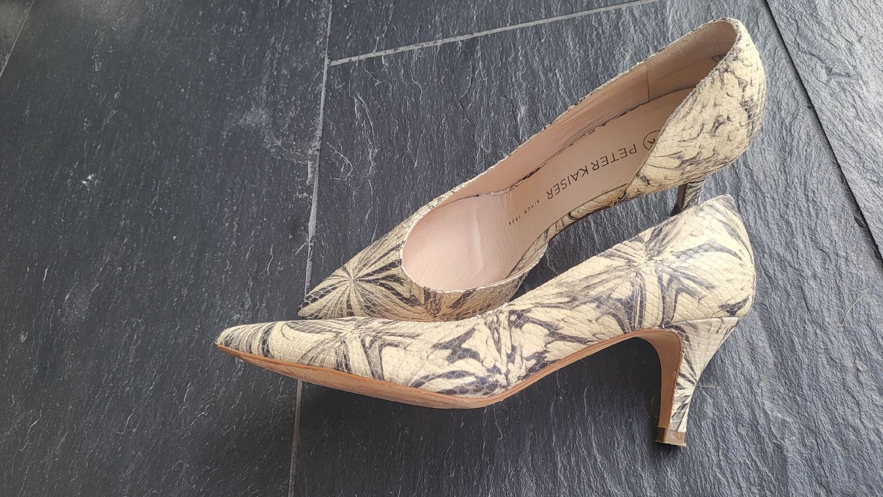 Kaiser Damenschuhe: Peter Kaiser Pumps Gr. 4 / 37, Python Print, neuwertig – Gebraucht aus Gutenswil von Spomi 5