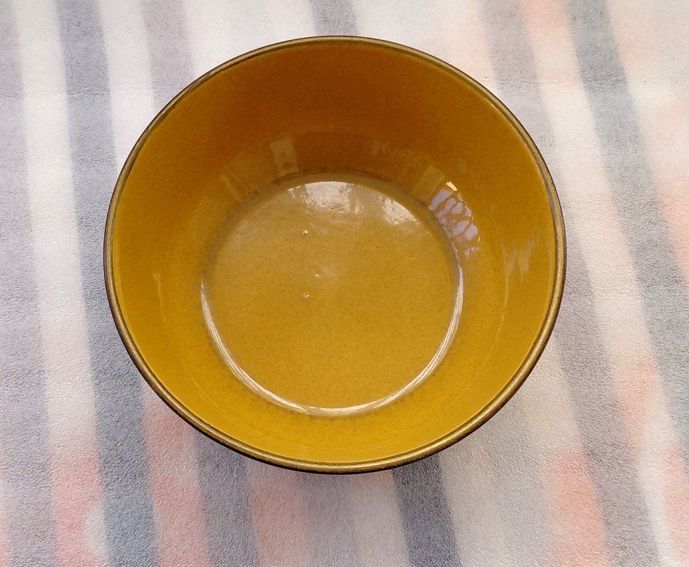 Rössler Ciotole: RÖSSLER Senffarbe Salatschüssel 20cm -C42 – Usato da Morges venduto da vimajes12 1