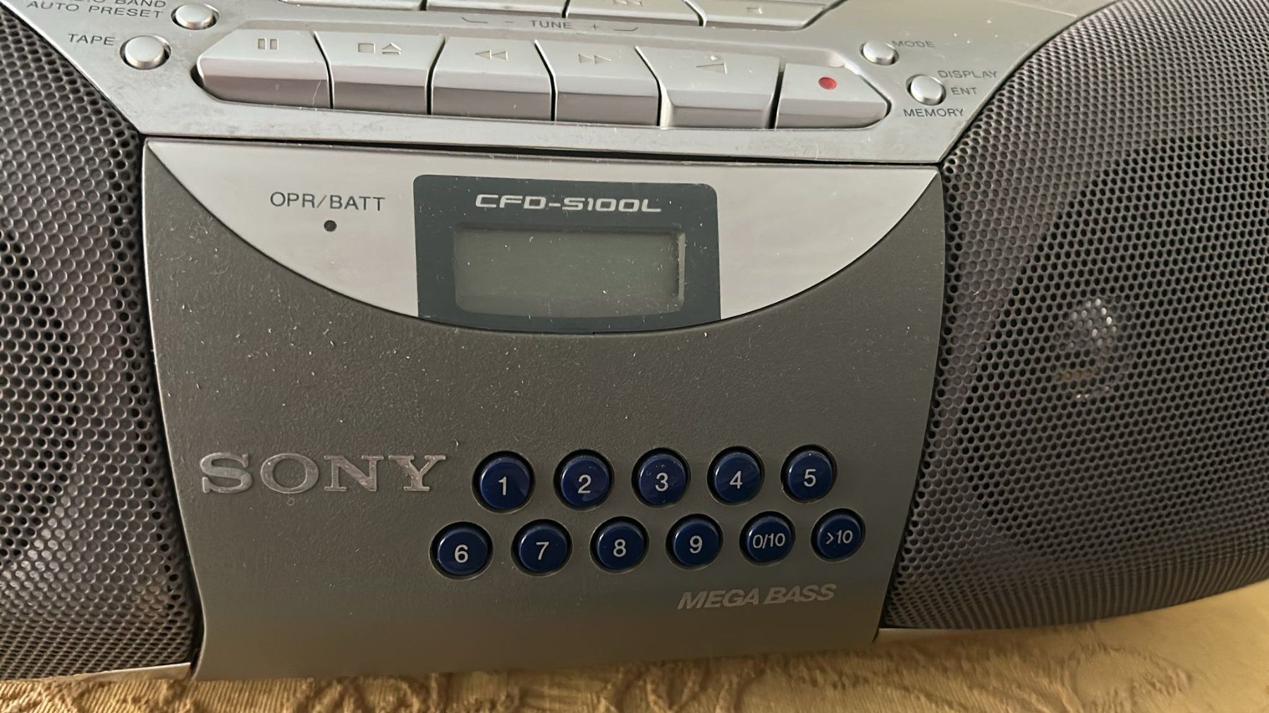 Sony Lettore multimediale & Streamer: Stereo Sony CD-Radio-Cassette-Recorder – Usato da Melano venduto da H-Sara 1