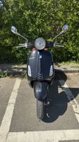 Vespa Primavera 125 black excellent condition
