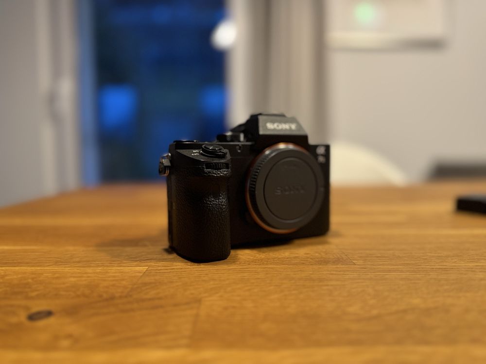 Sony Alpha 7 II Body and Røde mic (Gebraucht) in Robasacco für CHF 350 ...
