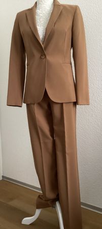 Costume