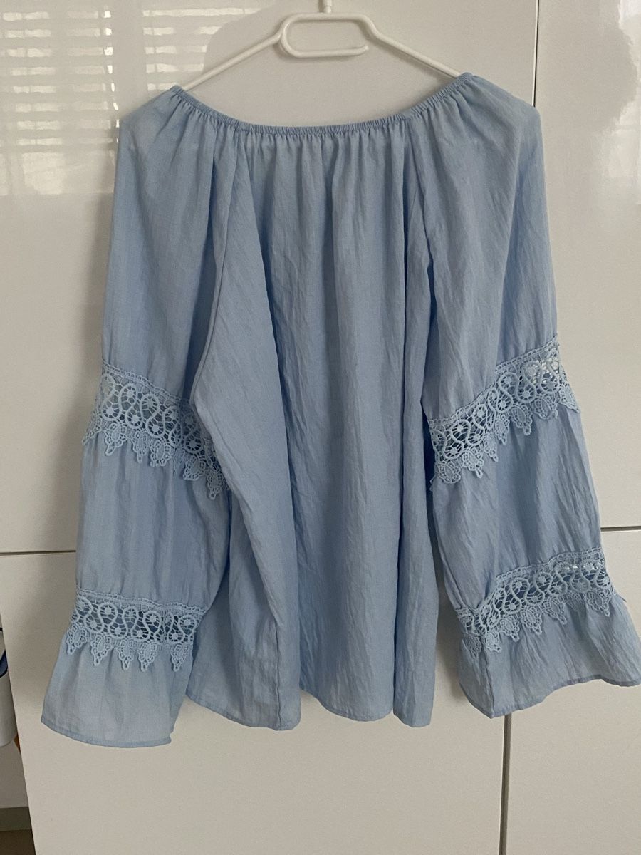 Chemisiers: Bluse hellblau Gr 42 – D'occasion à Brugg AG par Honeybee6 4