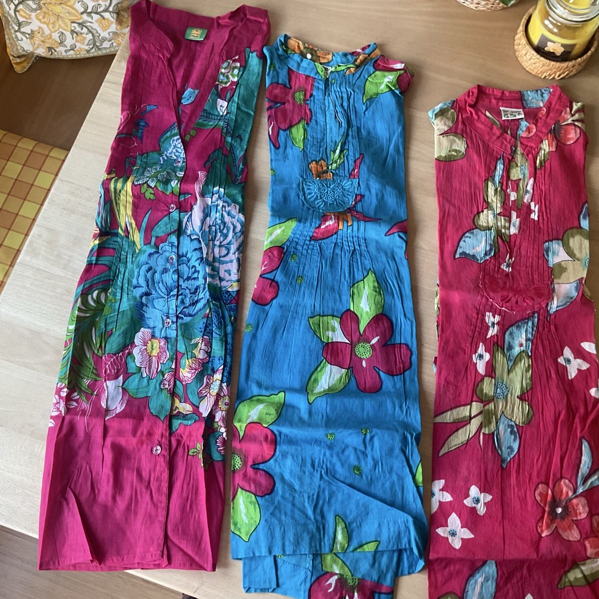 Lotti di vestiti: Strandkleider (Paket oder einzeln) – Usato da Meilen venduto da Feldmeilen 1