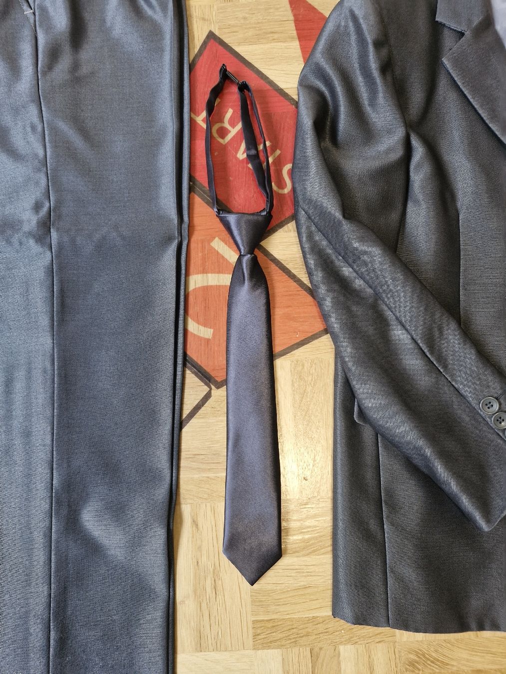 Ensembles: anzug 134/140 – D'occasion à ebmatingen par wady25x26x 5