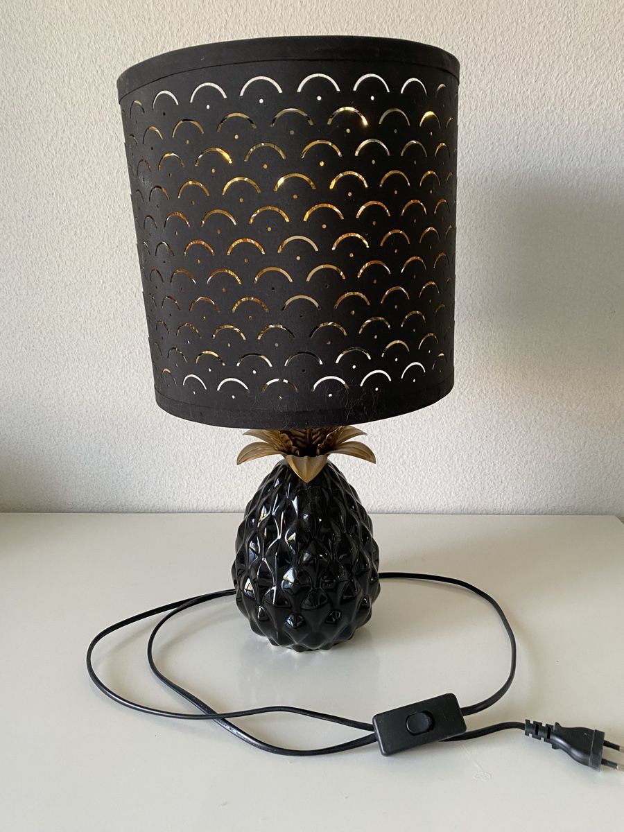 Maisons du monde Lampade: Tischlampe Ananas – Usato da Kriens venduto da HammerDrop