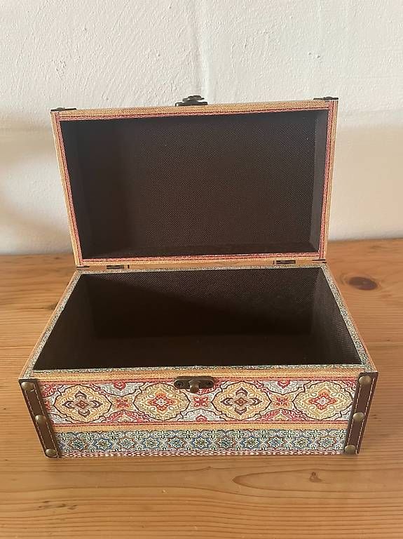 Cassapanche: Dekobox mit Verschluss – Usato da Winterthur venduto da Ga.-.li.-.Grue 1