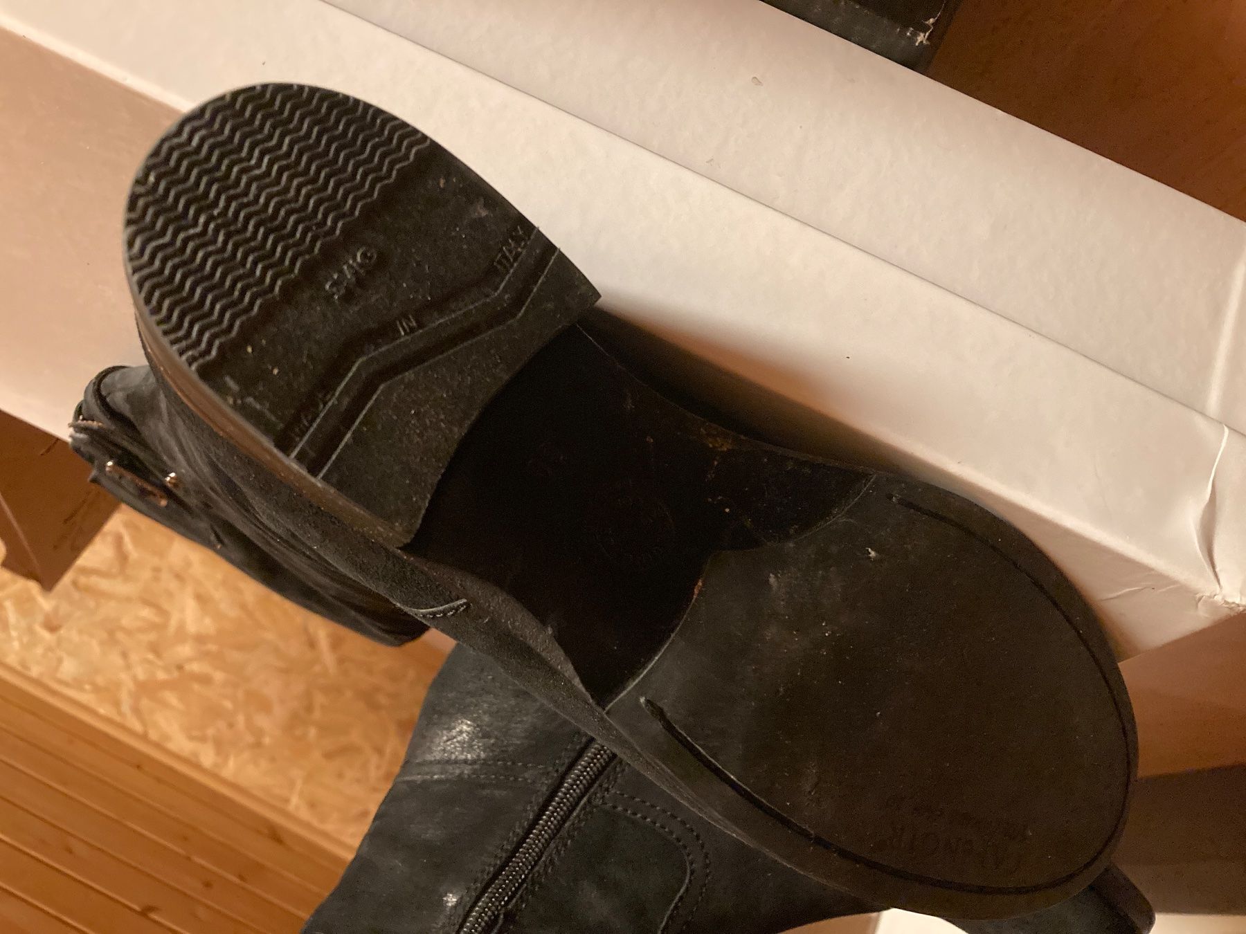 Scarpe da donna: Bottes hautes en daim/ 38 – Usato da Evionnaz venduto da roh_l5yz 3