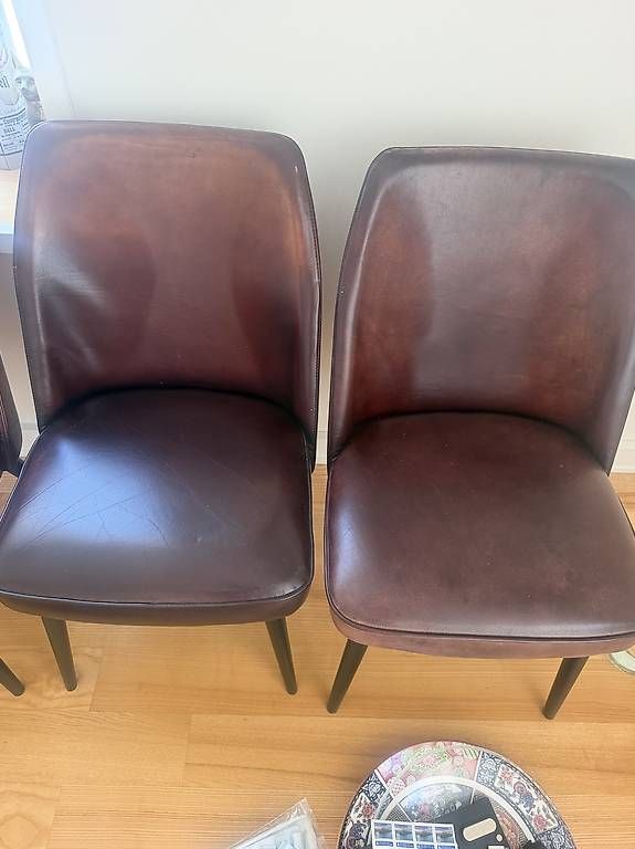 Chaises:  4er-Set Interio Echtleder-Stühle – D'occasion à Therwil par massimo_gino 1