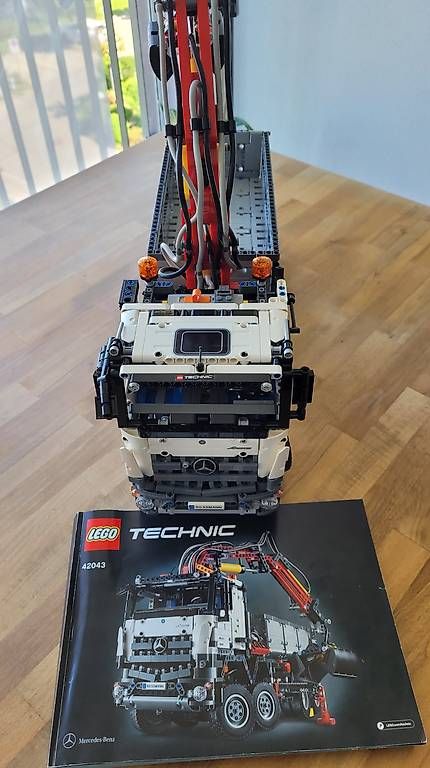 Lego Kit di costruzioni: Mercedes Arocs 42043 – Usato da Olten venduto da Einwegparadies
