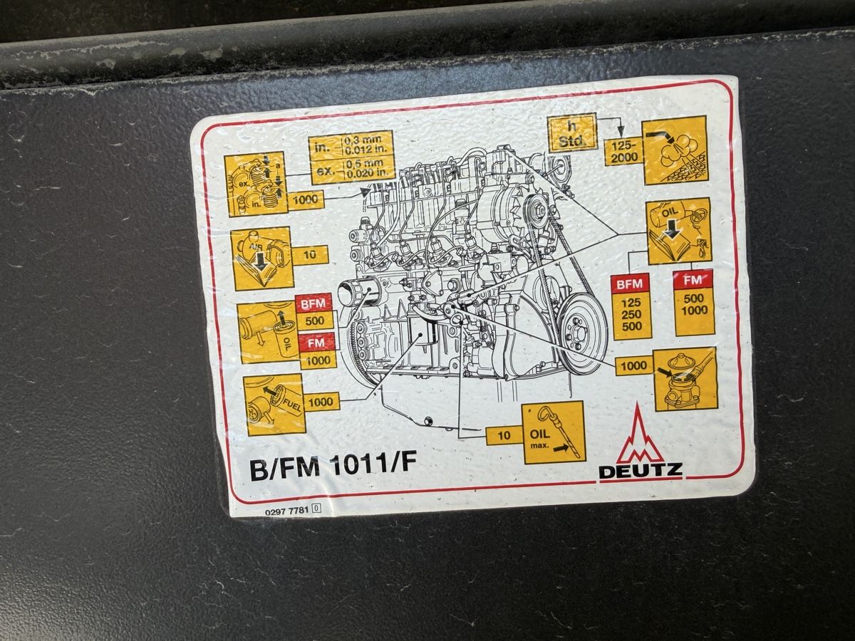 Compressori: Kompressor Compair C38 – Usato da Buchs SG venduto da cayenneturbo96 3