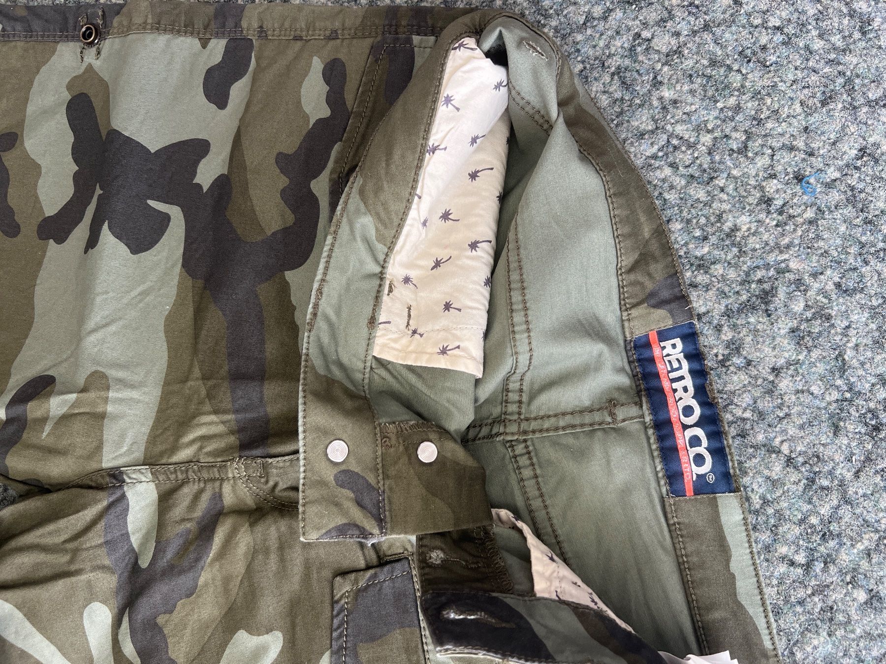 Hosen: Shorts mit oder ohne Umschlag 28 military – Gebraucht aus Oberglatt ZH von ble_75jw 3
